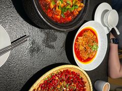 -万重锦·人文川菜馆(骡马市店)