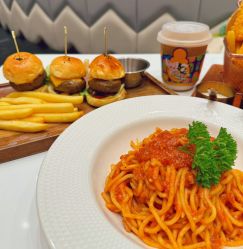 -奈尔宝家庭中心·亲子餐厅(鄞州万达店)