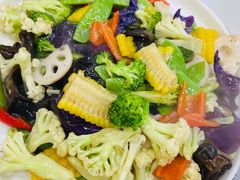 -一口猪海鲜浑锅·东北家常菜