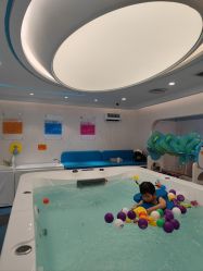 -爱婴岛(大信店)