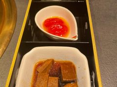 -铭牛烧肉·和牛海鲜自助(高新月牙湖店)
