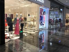 -银泰百货(厦门国贸中心店)
