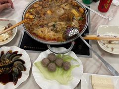 -彭记铁锅肥肠(东四总店)