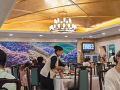 -汗腾格里·风味餐厅(新疆驻京办店)