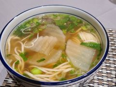 -敦煌山庄摘星阁