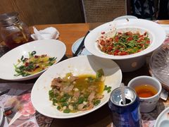 -黄泥岗·地道湖北菜(奥特莱斯店)