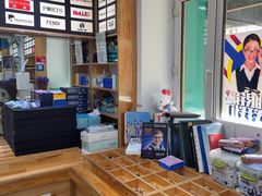 -豪门视光·星趣控·蔡司依视路眼镜代理商(中央大街店)