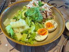 鸡肉牛油果凯撒-莫干山开元森泊·云顶餐厅