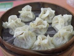 鲜肉笋丁烧卖-草庐酒家