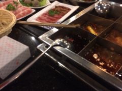 -百年川椒重庆老火锅(光谷店)