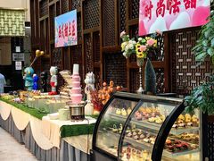-朗丽兹自助餐厅