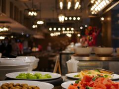 自助取餐区-都会尚膳·海鲜自助餐厅(重庆万豪酒店)