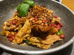 手撕扁担鸡-吃饭皇帝大土家民族菜(正大广场店)