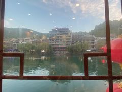 -古城苗家土菜馆(河景餐厅店)