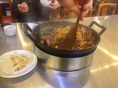 -胡须佬鸡煲四季火锅店(石厦西村直营店)