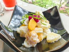 -穹六人间 people 6(岳阳路店)