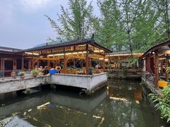 -源泉冷水鱼庄(小鱼洞店)