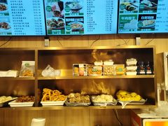 -护国寺小吃店(红莲南路店)