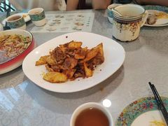 -汗腾格里·风味餐厅(新疆驻京办店)