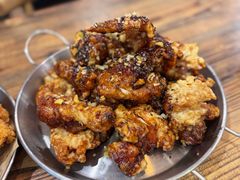 -BHC炸鸡(明洞总店)