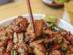 -鸿顺老铁锅美蛙鱼府(解放碑店)