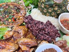 -沐毫傣泐云南菜孔雀宴•手抓饭傣味烧烤(曼听公园店)