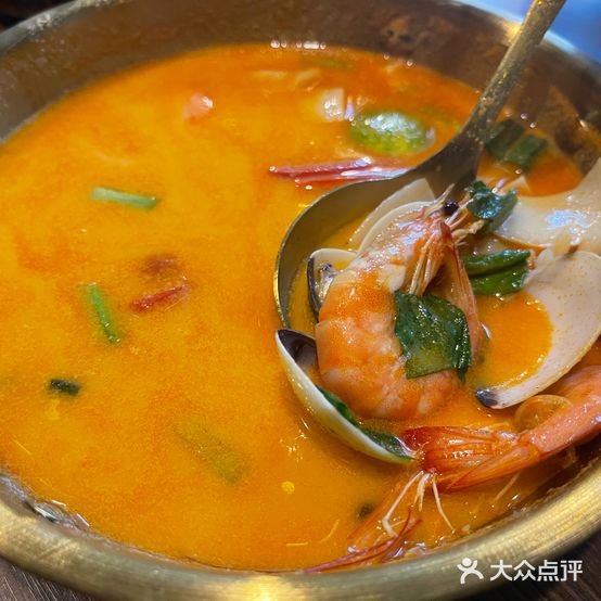 昱锦泰·东南亚料理(万科城市广场店)