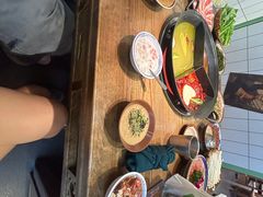 -巴卤社老火锅(财富店)