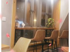 -帽帽家只卖生蚝·烧烤(沙湖路店)