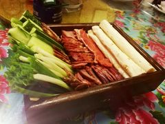 -闯关东东北农家菜(崂山石老人店)