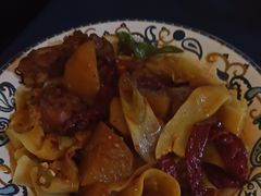 -伊带伊路新疆美食府(呼家楼店)