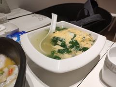 菊花脑鸡蛋汤-国际青年会议酒店-苏莱斯餐厅