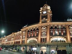 -福林德街火车站