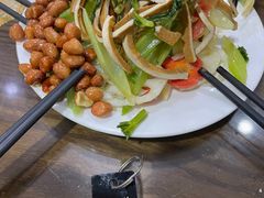 -一间楼牛羊肉泡馍馆(东一路店)