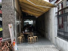 门面-沪西老弄堂面馆(定西路店)