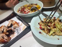 -荷花亭·湖北融合菜(中商广场店)