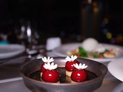 -鲜璟台·地标景观餐厅(上海中心店)