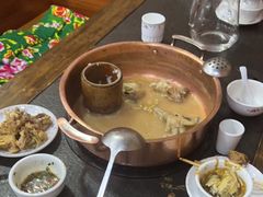 -朴小妹人参鸡汤火锅(长白山万达店)