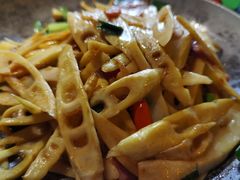 辣卤素拼-嘎嘎鸭脑壳(蜀汉路店)