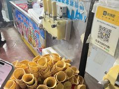 -古老冰山特色冰淇淋店(艾提尕尔店)