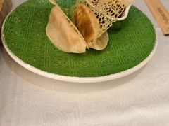 -品海楼·大连海胆锅贴馆(东港店)