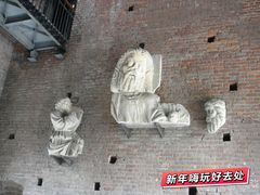 -斯福尔扎古堡