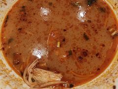-小蛮椒麻辣烫·麻辣拌(青浦宝龙店)
