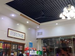 大堂-正宗鸡饭粤香酒家(朱村店)