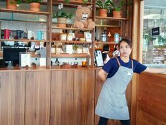 -ROAST coffee & eatery