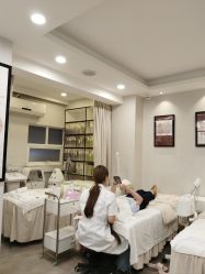 -佳慕皮肤管理连锁