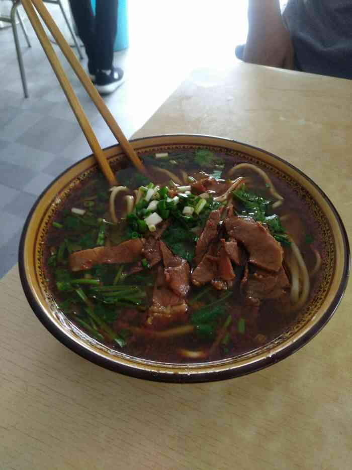 光友牛肉拉面店-"过生日那天不想自己做饭,中午就来到光友拉.