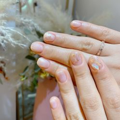 -花系美·美甲美睫精品店