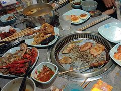 -金滏山烤肉·海鲜·火锅自助餐厅(襄阳万达店)