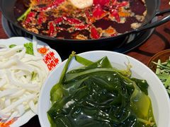 -赵美丽·重庆社区火锅·直营店(火车东站·中豪国际店)